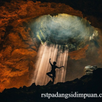 Wisata Gua Jomblang: Cahaya Surga & Hutan Purba Gunungkidul