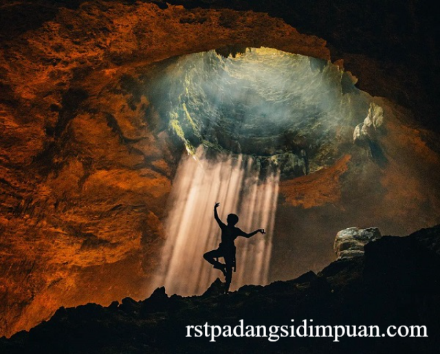 Wisata Gua Jomblang: Cahaya Surga & Hutan Purba Gunungkidul